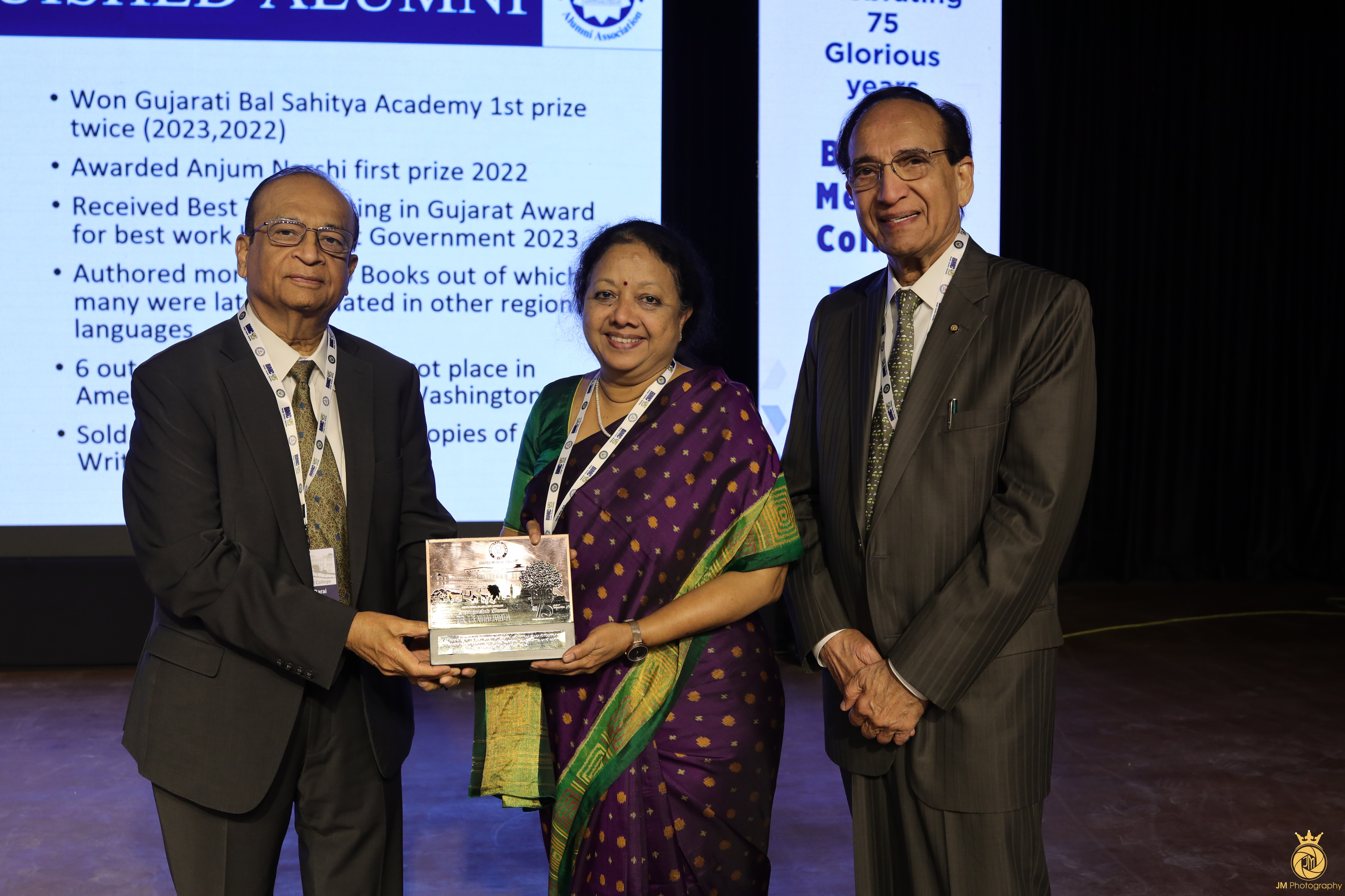 Gallery/Distinguished Alumni and Former Teachers/177A7551.JPG